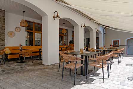 Štilec Restaurant, Terrace