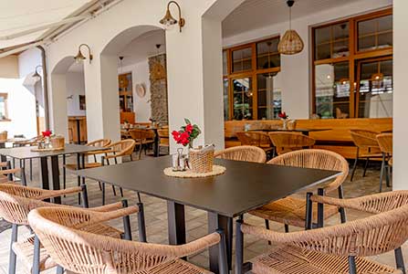 Štilec Restaurant, Terrace